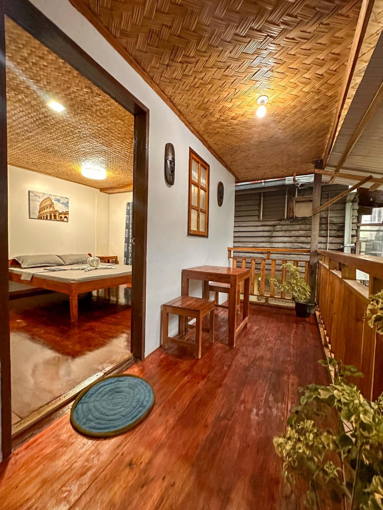 Hangout'S Hostel El Nido Buitenkant foto